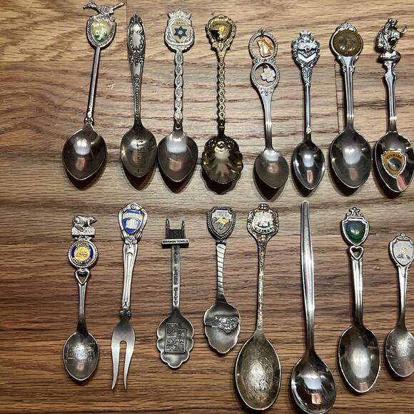 Large Lot of 78 Vintage Souvenir Collector Spoons States Places Figural - Picture 5 of 12